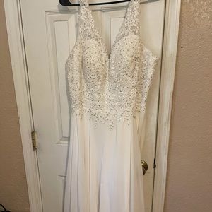 Wedding dress